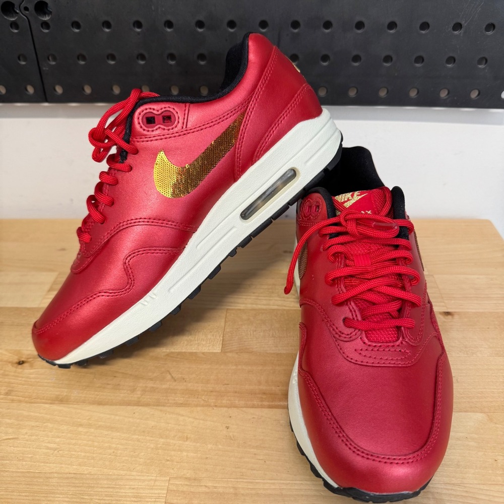Nike Air Max 1 University Red Gold Sequin Womens Size 7 CT1149-600 Sneakers